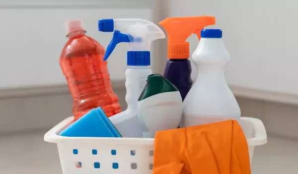 house cleaning supplies that you must have
